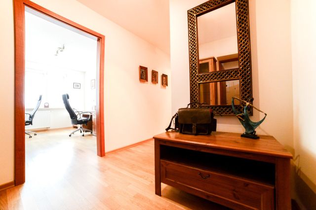 Biuro Warszawa Bemowo, ul. Tkaczy. Zdjęcie 1