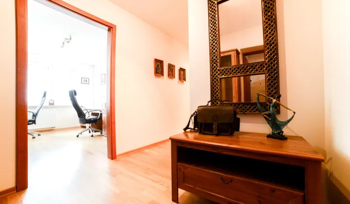 Biuro Warszawa Bemowo, ul. Tkaczy