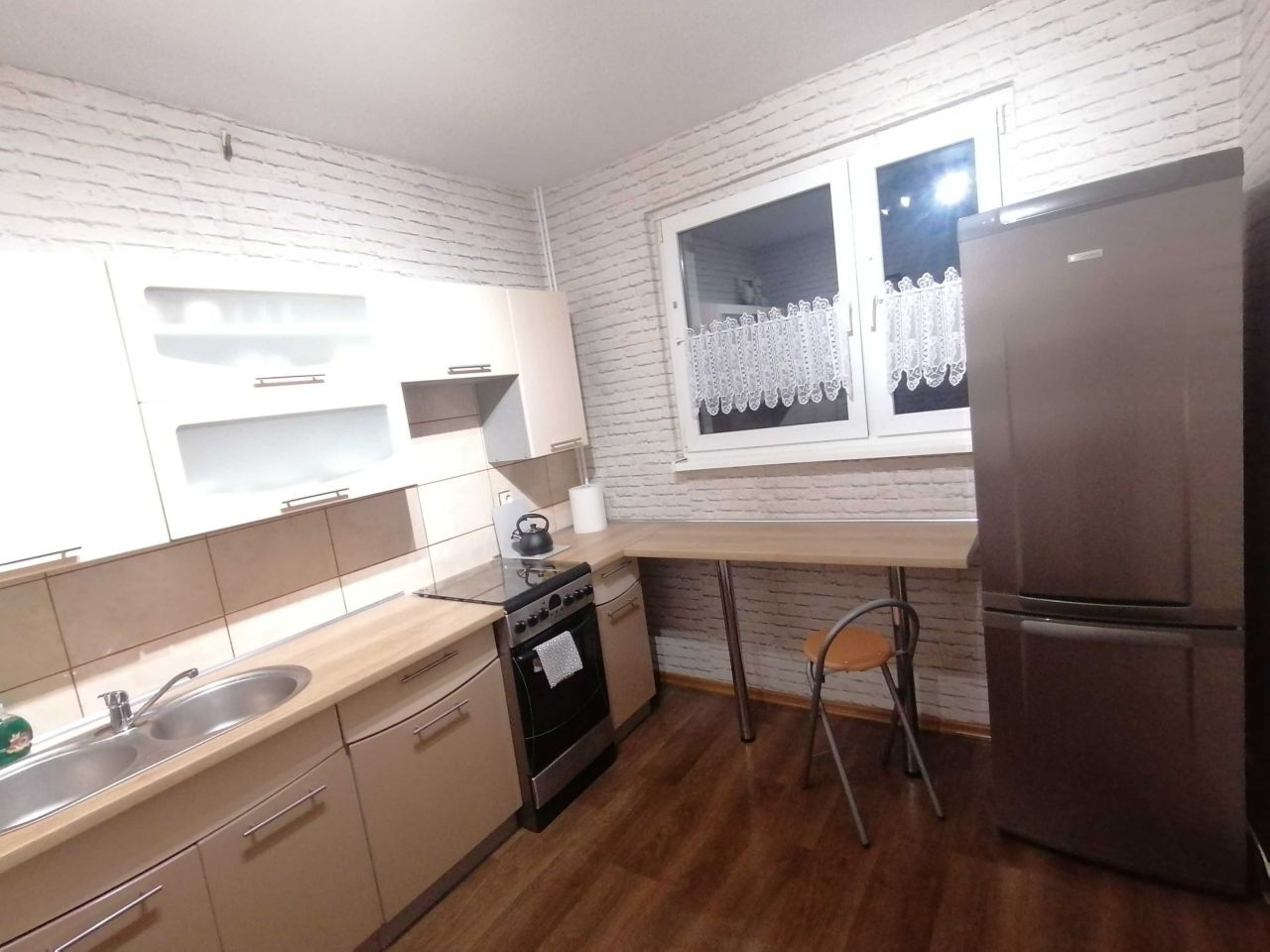 Mieszkanie 3-pokojowe Konin Zatorze, ul. Mieczysława Karłowicza. Zdjęcie 6