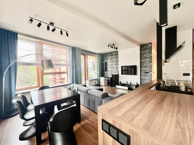 Mieszkanie 4-pokojowe Warszawa Wilanów, ul. Sarmacka. Zdjęcie 1