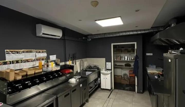 Lokal Warszawa Śródmieście