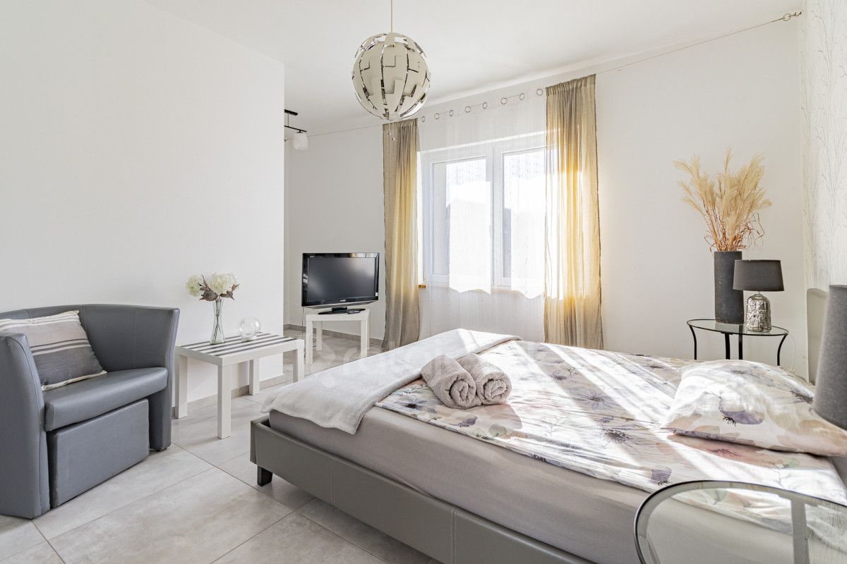 dom wolnostojący, 5 pokoi Kamień, ul. Kieleńska. Zdjęcie 2