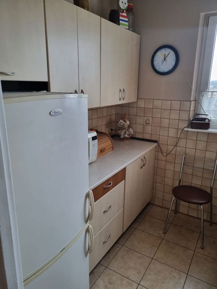 Mieszkanie 3-pokojowe Janowiec Wielkopolski. Zdjęcie 2