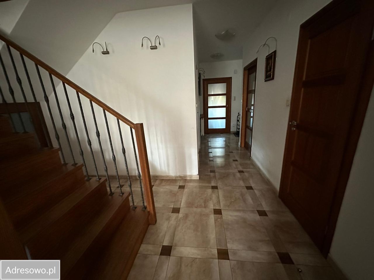 dom szeregowy, 6 pokoi Warszawa Rembertów, ul. Czwartaków. Zdjęcie 2