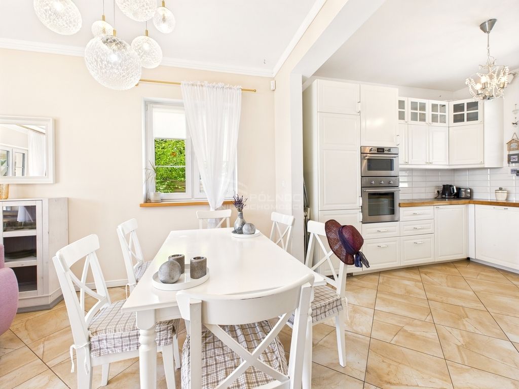 dom wolnostojący, 6 pokoi Ławki. Zdjęcie 12