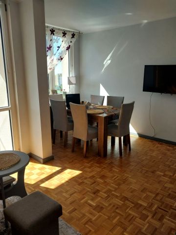 Mieszkanie 3-pokojowe Zielona Góra Centrum, ul. 1 Maja. Zdjęcie 1