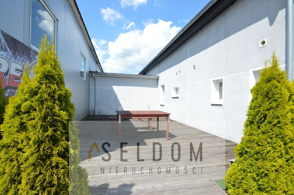 Hala/magazyn Stare Siołkowice. Zdjęcie 9