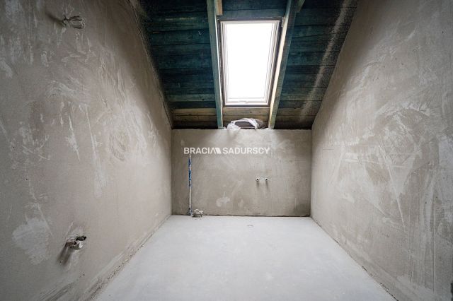 dom wolnostojący, 5 pokoi Zawada. Zdjęcie 9