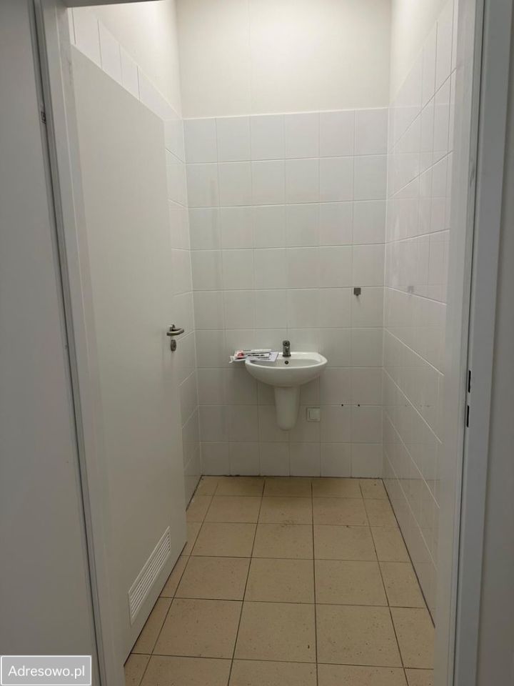Lokal Strzelno, ul. kard. Wyszyńskiego. Zdjęcie 2