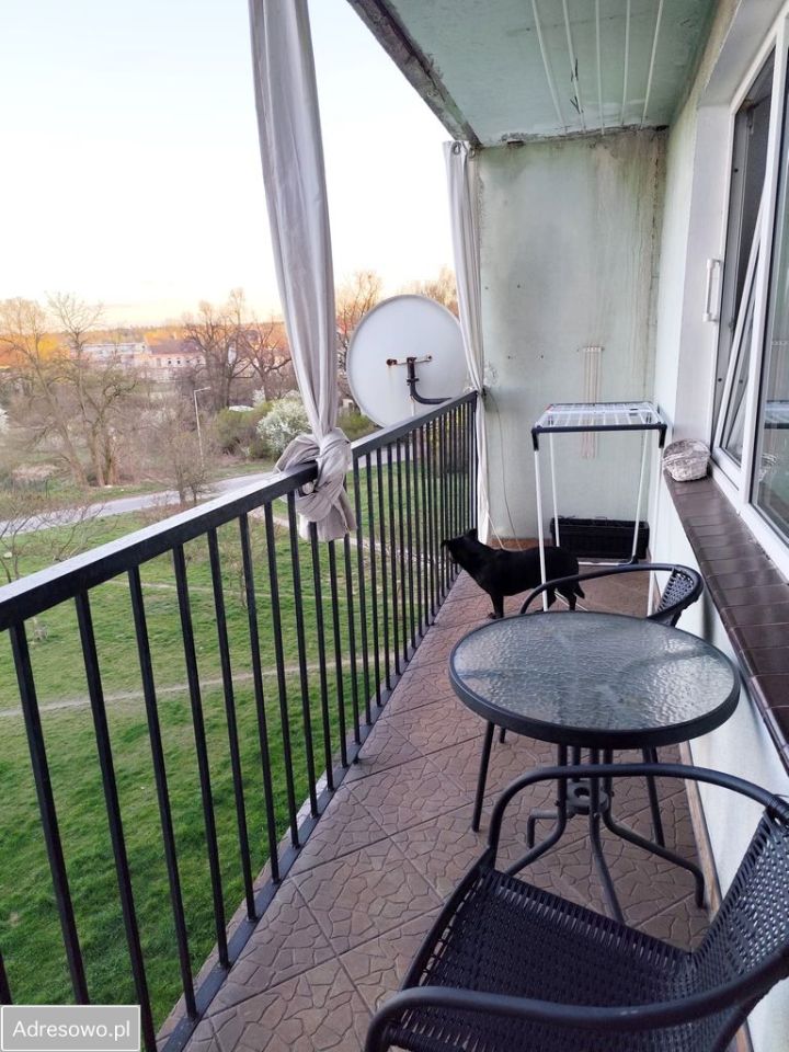 Mieszkanie 3-pokojowe Żary. Zdjęcie 11