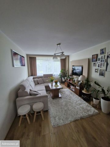 Mieszkanie 3-pokojowe Rozdroże kolonia. Zdjęcie 1