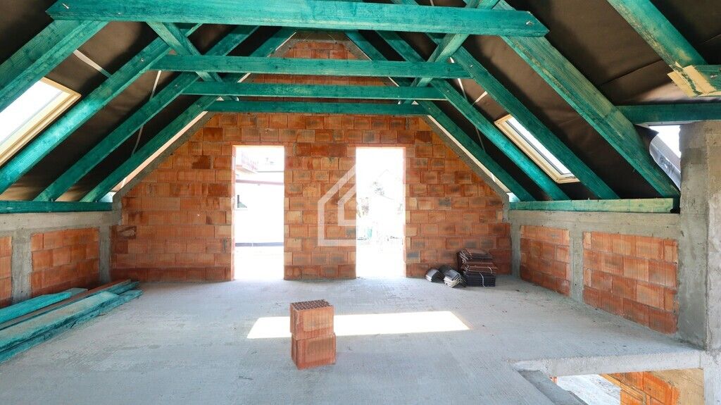 dom wolnostojący, 4 pokoje Szarów. Zdjęcie 9