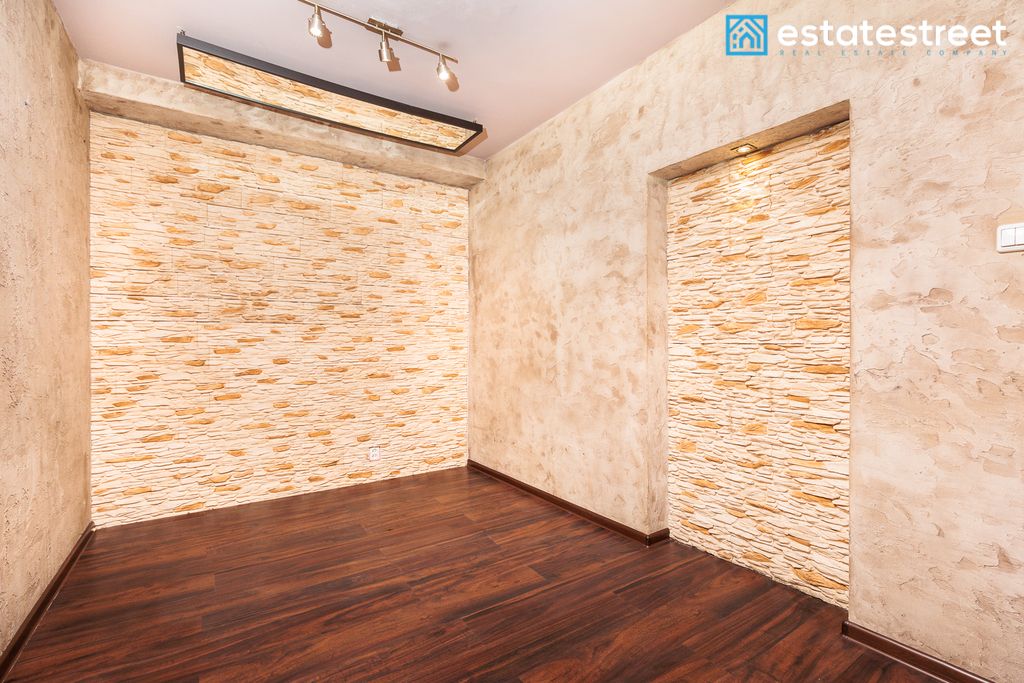 Lokal Kraków Prądnik Czerwony, ul. Pilotów. Zdjęcie 14