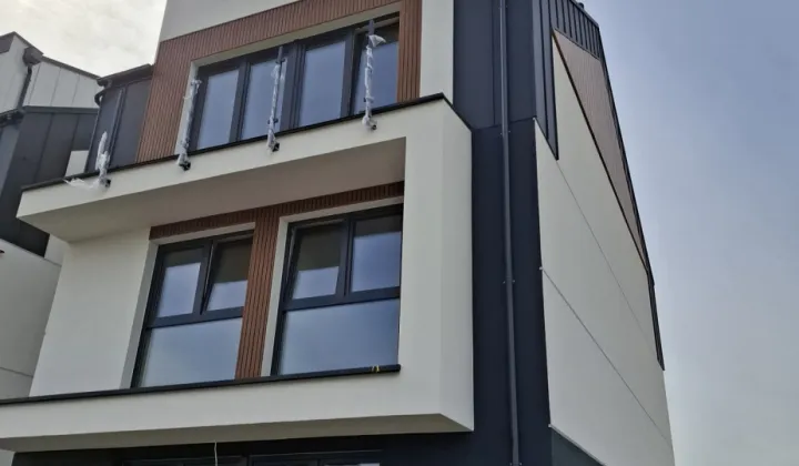 bliźniak, 3 pokoje Łoziska