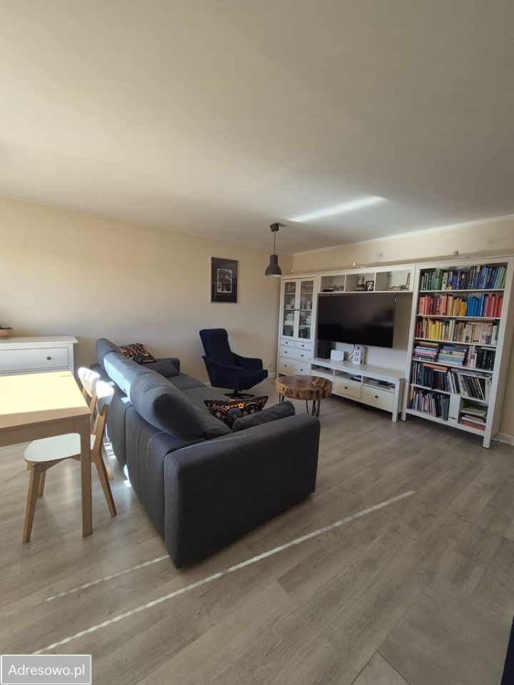 Mieszkanie 3-pokojowe Głogów, ul. Cypriana Kamila Norwida. Zdjęcie 1