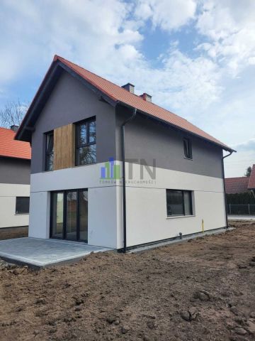 dom wolnostojący, 6 pokoi Wojnowice. Zdjęcie 1