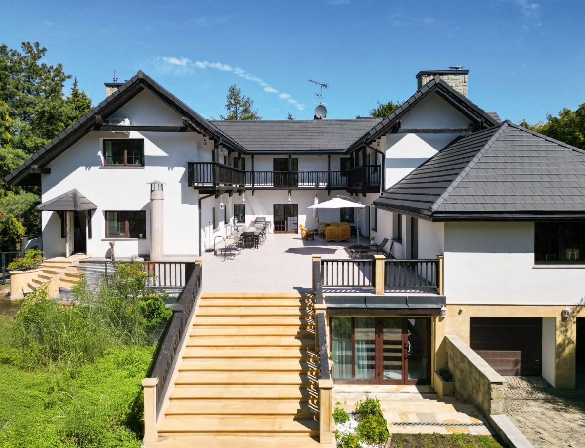 dom wolnostojący, 9 pokoi Warszawa Ursynów, ul. Krasnowolska