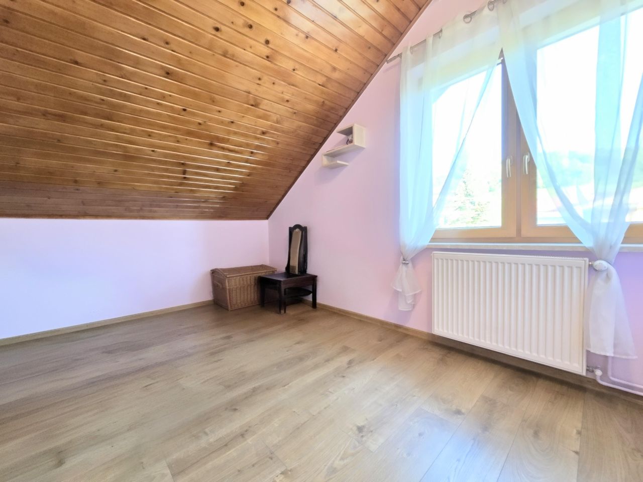 dom wolnostojący, 7 pokoi Świnna Komarnik, ul. Komarnik. Zdjęcie 11