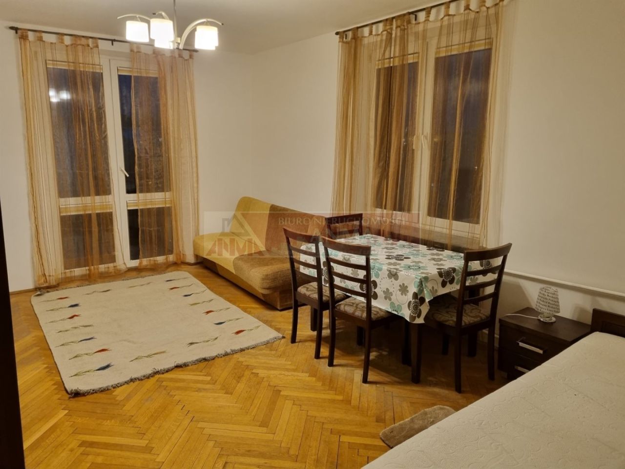 1-soban stan, 52 m²