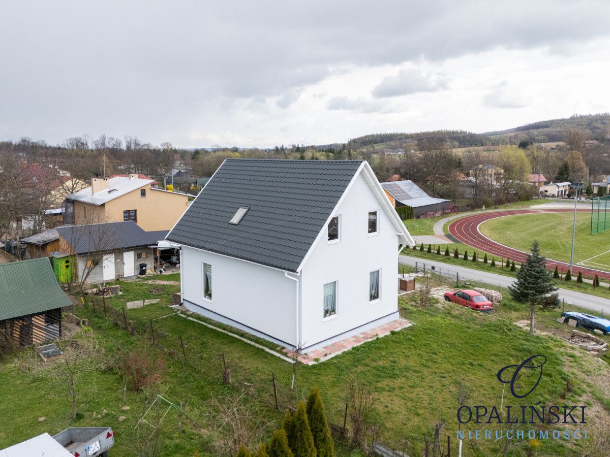 dom wolnostojący, 5 pokoi Pruchnik, ul. Sportowa. Zdjęcie 3