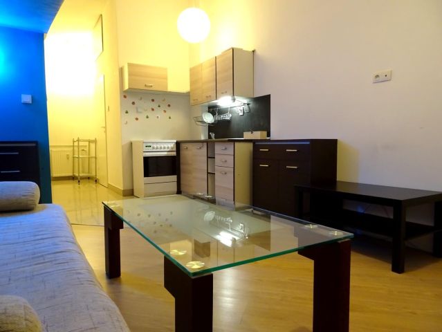 Mieszkanie 1-pokojowe Warszawa Kabaty, ul. Pod Strzechą. Zdjęcie 1