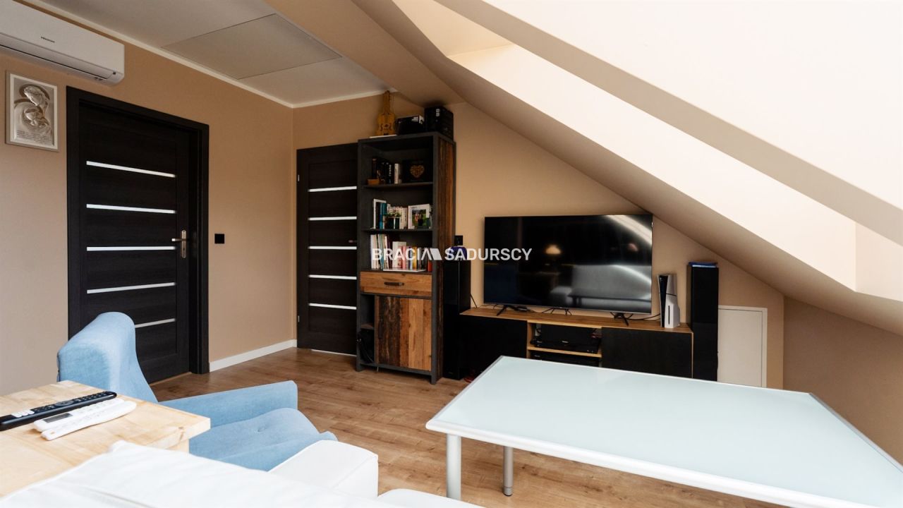 Mieszkanie 4-pokojowe Węgrzce Wielkie. Zdjęcie 25