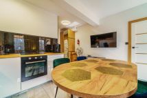 Mieszkanie 3-pokojowe Świeradów-Zdrój, ul. Kardynała Stefana Wyszyńskiego. Zdjęcie 1