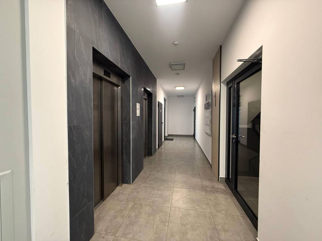 Biuro Rzeszów, al. Armii Krajowej. Zdjęcie 8