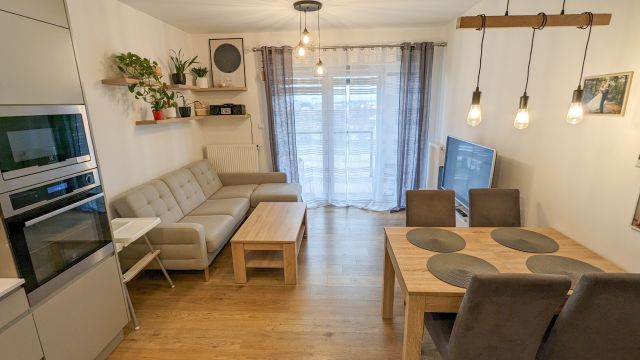 Mieszkanie 3-pokojowe Rzeszów, ul. Urocza. Zdjęcie 1