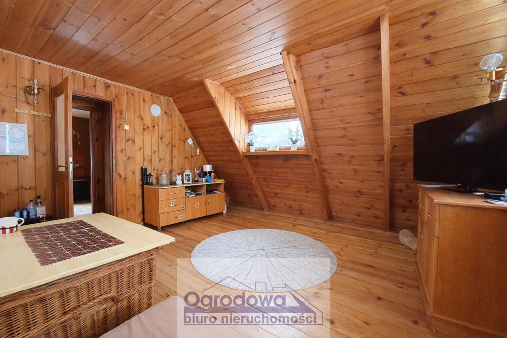 dom wolnostojący, 3 pokoje Urle. Zdjęcie 6