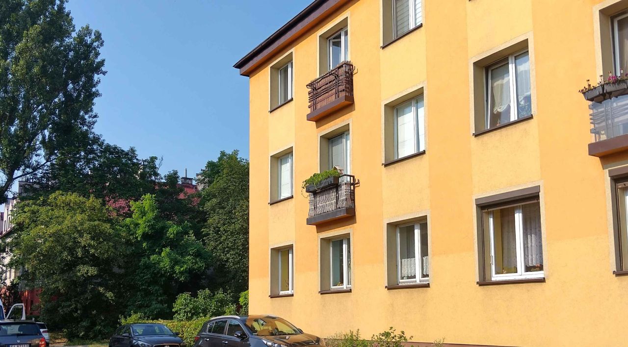 Mieszkanie 3-pokojowe Siemianowice Śląskie Tuwim, ul. Klonowa. Zdjęcie 1