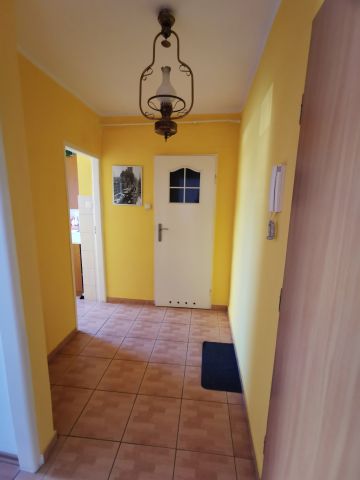 Mieszkanie 3-pokojowe Knurów, ul. Jana Sobieskiego. Zdjęcie 2