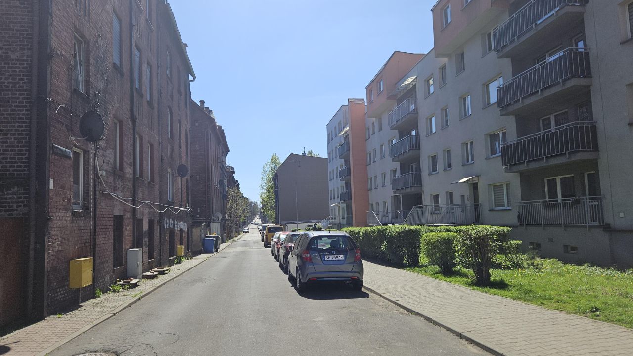 Mieszkanie 3-pokojowe Chorzów Pniaki, ul. Katowicka. Zdjęcie 2