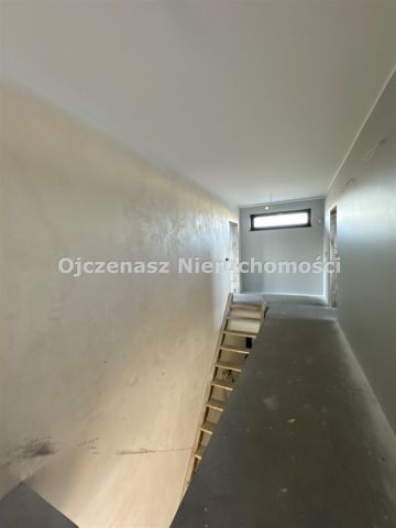 dom wolnostojący, 5 pokoi Niemcz. Zdjęcie 17