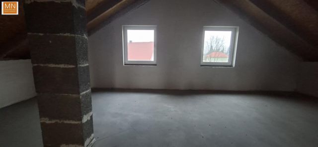 dom wolnostojący, 5 pokoi Zator, ul. Ukryta. Zdjęcie 14