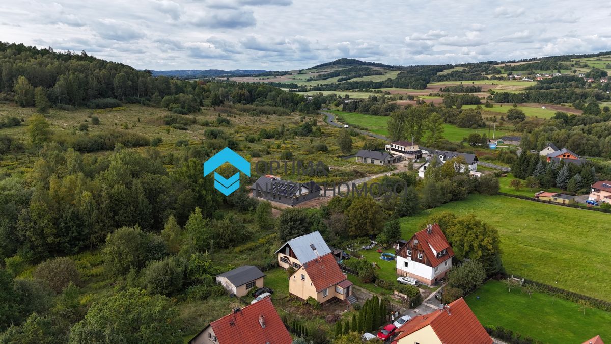 dom wolnostojący, 5 pokoi Jeżów Sudecki. Zdjęcie 2