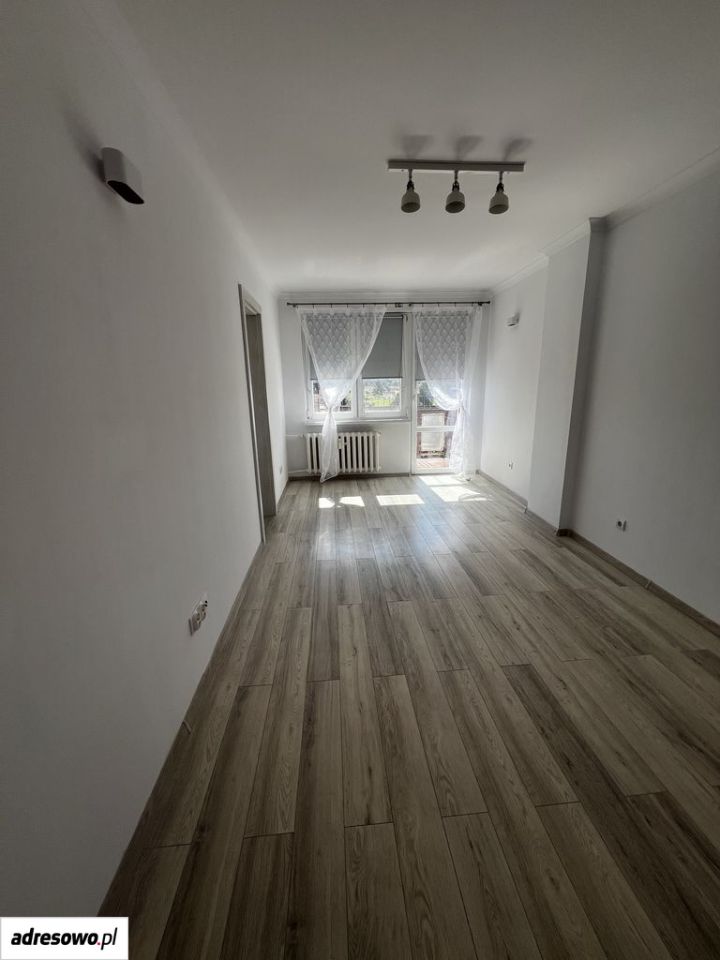 Mieszkanie 3-pokojowe Babimost, ul. Rynek. Zdjęcie 1