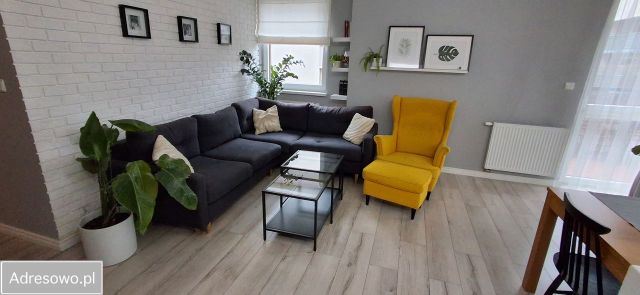 Mieszkanie 3-pokojowe Bielsko-Biała Złote Łany, ul. Złotych Kłosów. Zdjęcie 1