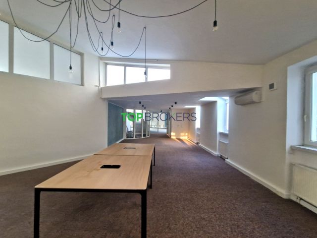 dom wolnostojący, 14 pokoi Warszawa Ochota. Zdjęcie 2