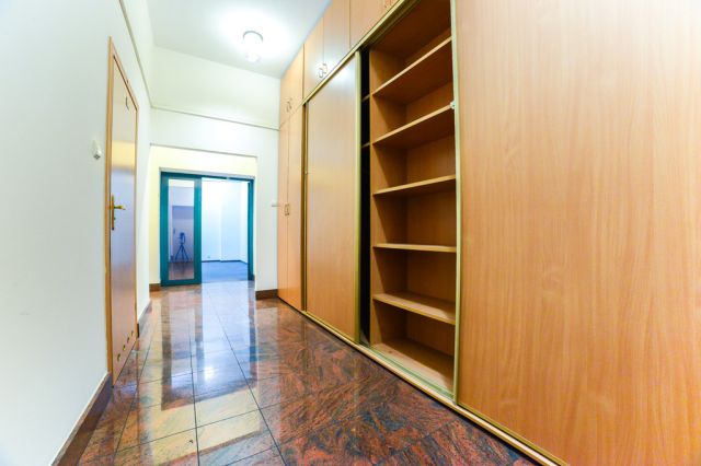 Biuro Warszawa Praga-Południe, ul. Michała Paca. Zdjęcie 7