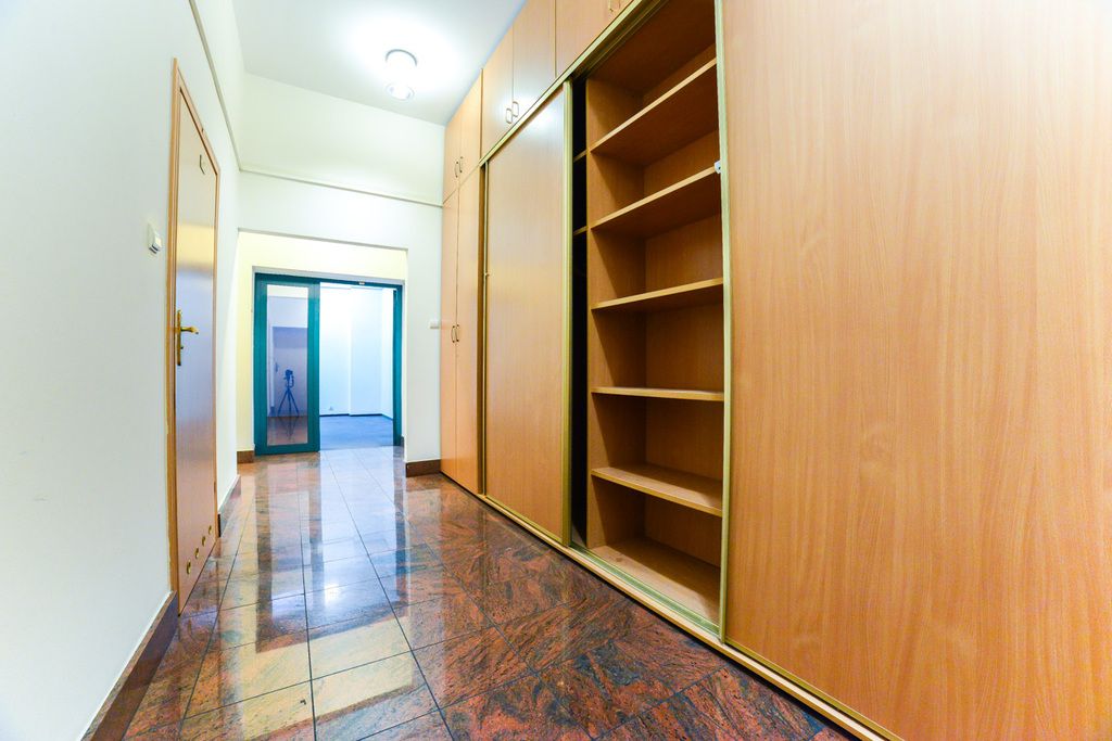 Biuro Warszawa Praga-Południe, ul. Michała Paca. Zdjęcie 7