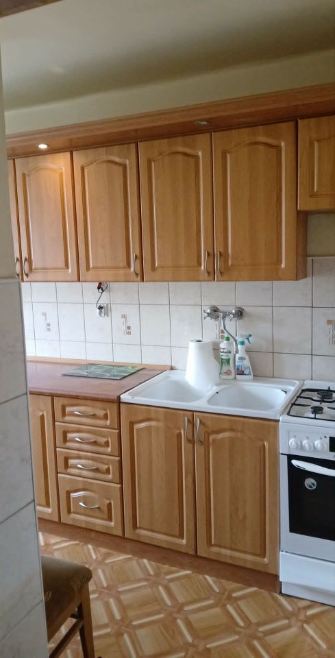 Mieszkanie 3-pokojowe Busko-Zdrój Centrum, os. gen. Andersa. Zdjęcie 3