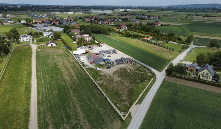 Działka inwestycyjna Lutoryż