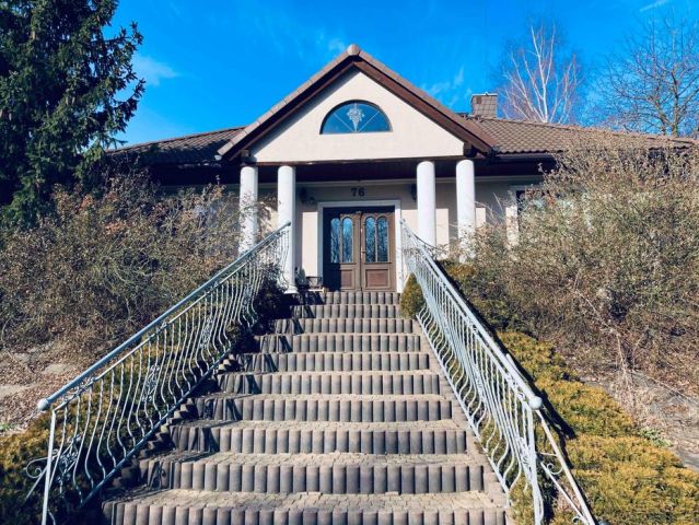 dom wolnostojący, 3 pokoje Wiktorowice. Zdjęcie 1