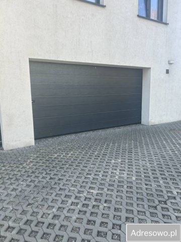 Garaż/miejsce parkingowe Reda, ul. Willowa. Zdjęcie 1