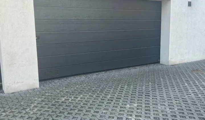 Garaż/miejsce parkingowe Reda, ul. Willowa