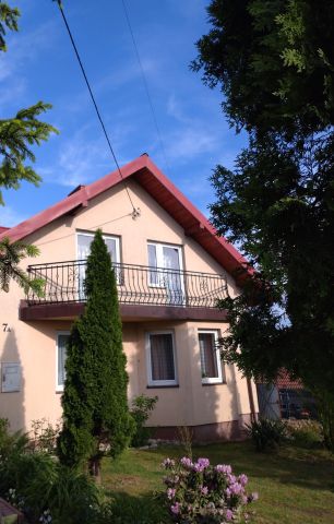 dom wolnostojący, 6 pokoi Klucze, ul. Dworska. Zdjęcie 1