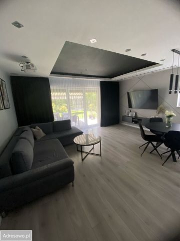 Mieszkanie 3-pokojowe Andrychów, ul. Stanisława Lenartowicza. Zdjęcie 1