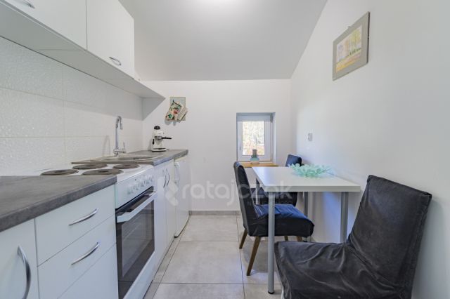 dom wolnostojący, 6 pokoi Kamień, ul. Kieleńska. Zdjęcie 8