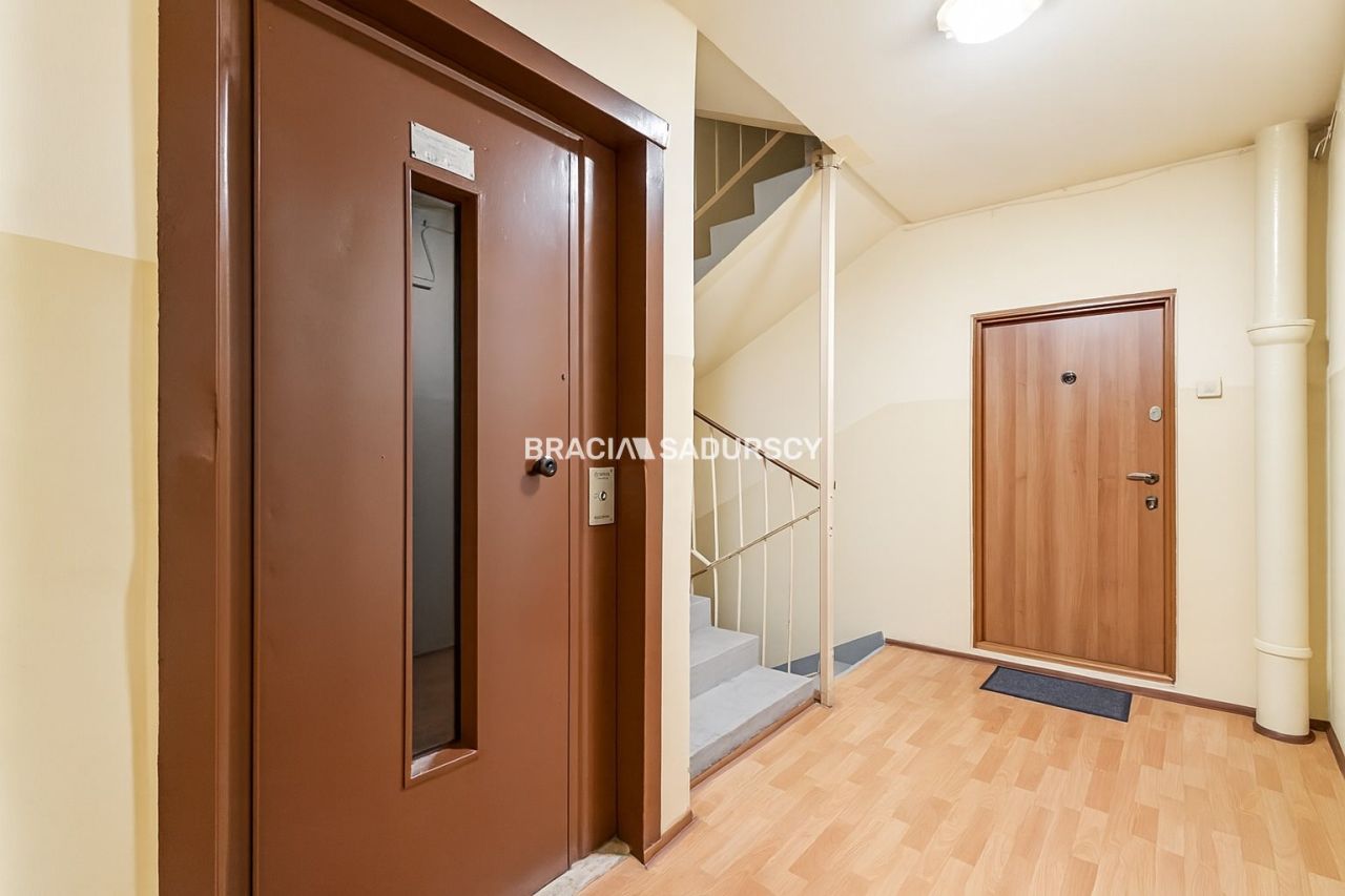 Mieszkanie 2-pokojowe Kraków Czyżyny, os. Dywizjonu 303. Zdjęcie 15